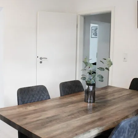 Bege Mywork Apartman